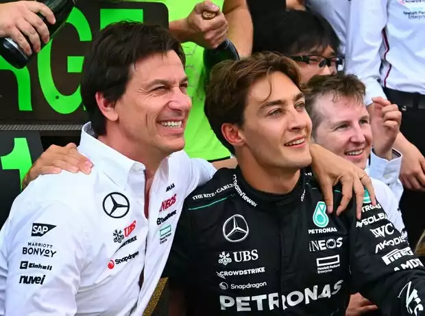 Toto Wolff, George Russell Titel-Bild zur News: Toto Wolff, George Russell