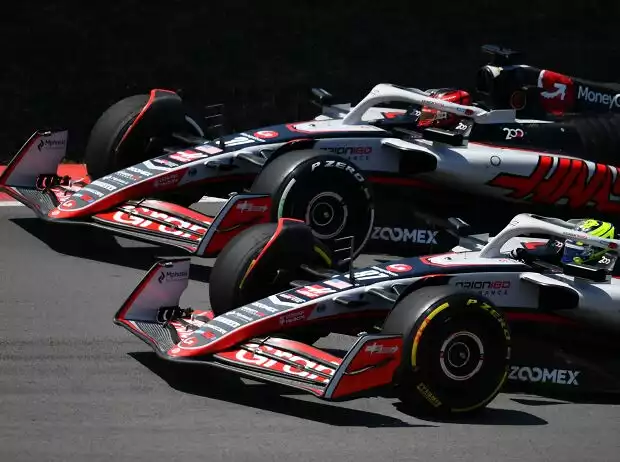 Oliver Bearman und Esteban Ocon (Haas VF-25) beim Formel-1-Rennen in Kanada 2025 Titel-Bild zur News: Oliver Bearman und Esteban Ocon (Haas VF-25) beim Formel-1-Rennen in Kanada 2025
