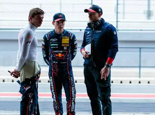 Max Verstappen, Thierry Vermeulen Titel-Bild zur News: Max Verstappen, Thierry Vermeulen