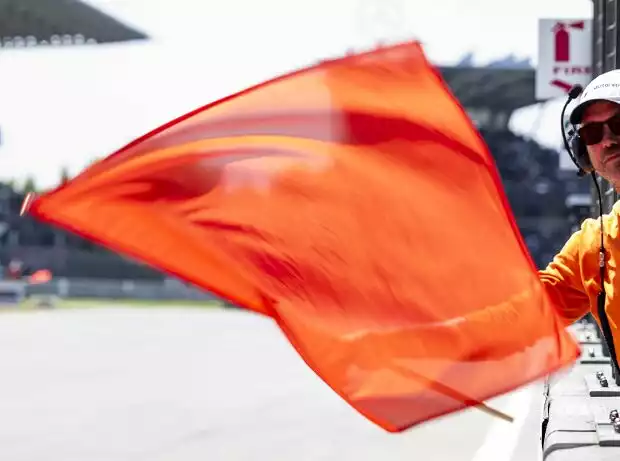 Rote Flagge Titel-Bild zur News: Rote Flagge