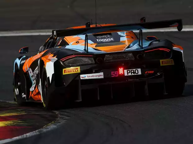 Der Garage-59-McLaren war im Qualifying am Donnerstag der Schnellste Titel-Bild zur News: Der Garage-59-McLaren war im Qualifying am Donnerstag der Schnellste