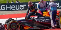 Max Verstappen (Red Bull RB21) steigt nach dem Unfall mit Andrea Kimi Antonelli aus seinem Auto beim Formel-1-Rennen in Österreich 2025