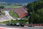 Alexander Albon (Williams) und George Russell (Mercedes) 