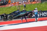 Andrea Kimi Antonelli und Max Verstappen (Red Bull) 