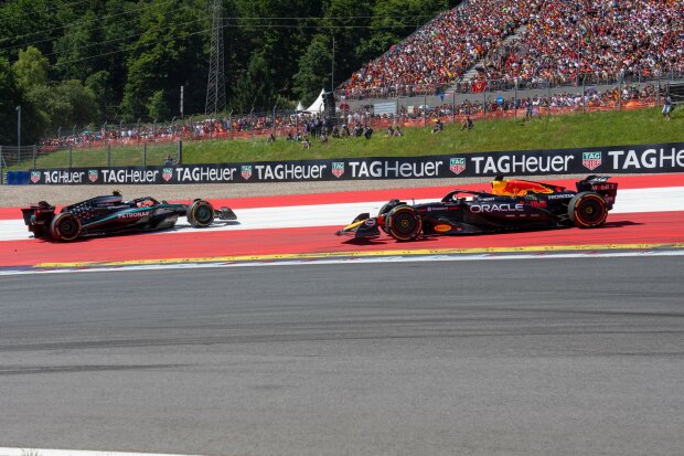 Andrea Kimi Antonelli Red Bull Red Bull F1Mercedes Mercedes F1 ~Andrea Kimi Antonelli (Mercedes) und Max Verstappen (Red Bull) ~ 