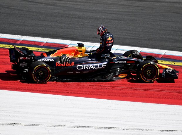 Bitter: Max Verstappen kommt in Österreich am Sonntag nur drei Kurven weit Bitter: Max Verstappen kommt in Österreich am Sonntag nur drei Kurven weit