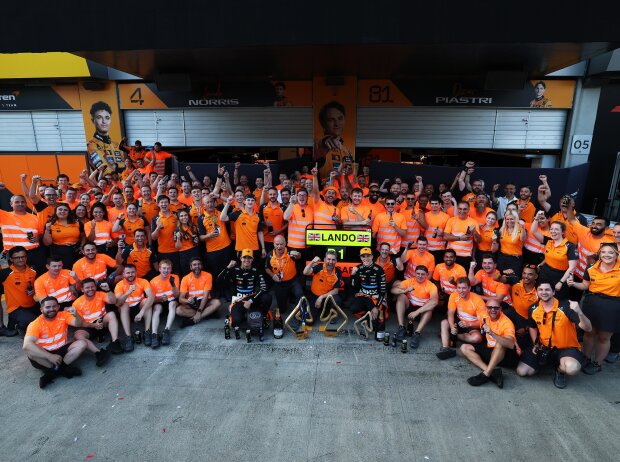 McLaren-Siegerbild nach dem Doppelerfolg in Spielberg 2025 McLaren-Siegerbild nach dem Doppelerfolg in Spielberg 2025