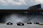 Max Verstappen (Red Bull) und Oscar Piastri (McLaren) 