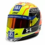 Mick Schumacher Miniaturhelm 2021 Version R 1:2