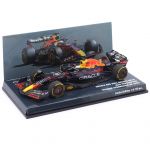 Max Verstappen Oracle Red Bull Racing RB18 Formel 1 Sieger Aserbaidschan GP 2022 Limitierte Edition 1:43