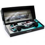 George Russell Mercedes AMG Petronas W13 Formel 1 2022 Limitierte Edition 1:18