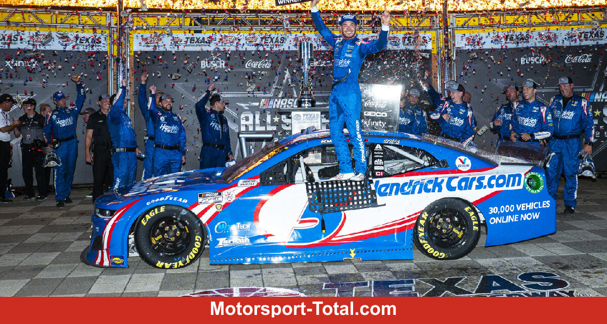 NASCAR AllStarRace Kyle Larson triumphiert bei heißer TexasPremiere