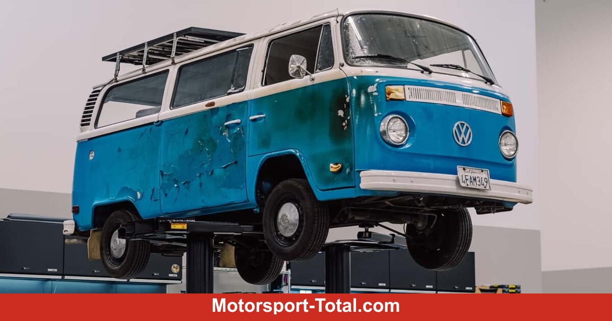 VW-restauriert-T2-Bulli-der-Waldbr-nde-in-Kalifornien
