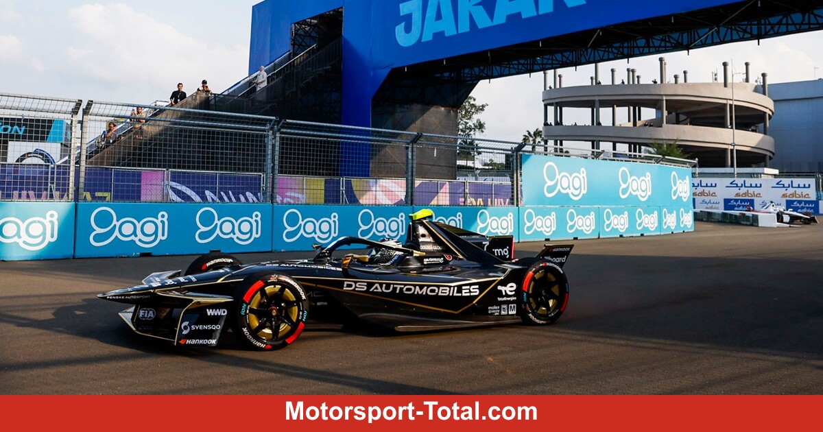 Formel-E-Jakarta-DS-Penske-k-mpft-sich-durch-die-Schwierigkeiten