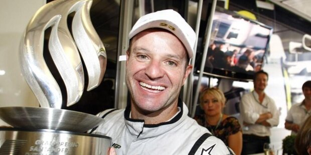 Früh übt sich, wer Meister werden will: Rubens Barrichello kommt als vielversprechende Kart-Hoffnung aus Südamerika nach Europa und wird 1990 auf Anhieb Meister in der Formel Vauxhall Lotus. Die Szene ist baff.