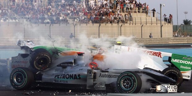 Abu Dhabi ist der teuerste Kurs im Formel-1-Kalender und zählt mit seinen 5,554 Kilometern zu den längsten Runden. Den Rundenrekord stellte Sebastian Vettel gleich bei der Premiere im Jahr 2009 auf: 1:40,279 Minuten (2014 war die Formel 1 um vier Sekunden langsamer). 2011 sorgte Michael Schumacher für eine Schrecksekunde: Bei einer Kollision hätte ihn der Force India von Tonio Liuzzi beinahe am Kopf getroffen.