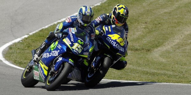 MotoGP Jerez 2005: Rossi rempelt Gibernau in der letzten Kurve weg