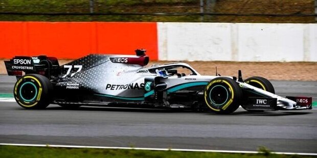 Erste Fahrbilder vom neuen Mercedes W11