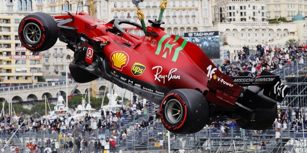 In Bildern: Charles Leclercs Crash in Monaco