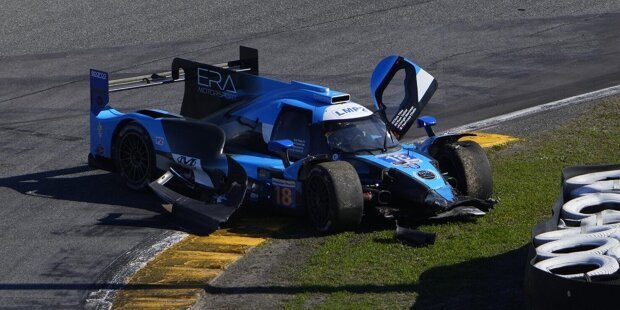 24h Daytona 2022: Unfall von Dwight Merriman