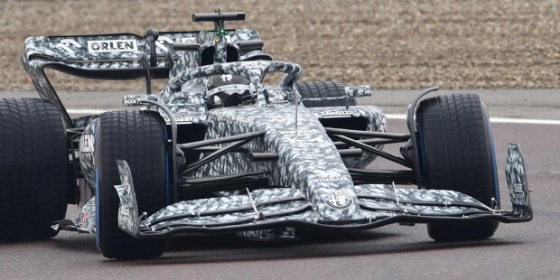 Alfa Romeo C42: Shakedown mit Valtteri Bottas in Fiorano