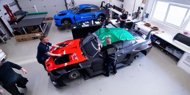 DTM-Designs aus dem eigenen Drucker: So werden die Schubert-BMWs foliert