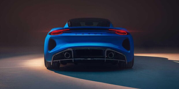 Lotus Emira debütiert mit AMG- und Toyota-Power