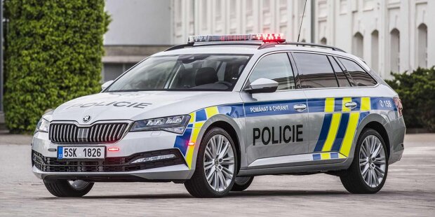 Skoda: Polizeiautos rund um die Welt