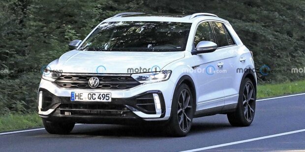 Volkswagen T-Roc R Facelift (2022) erstmals als Erlkönig erwischt