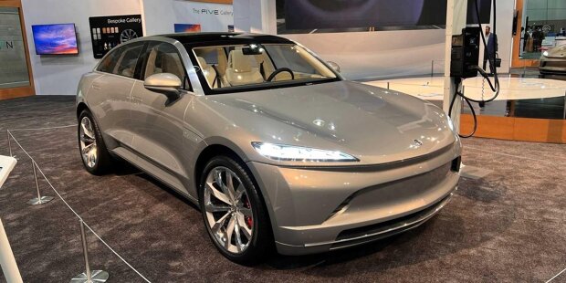 Mullen Five mit 150-kWh-Festkörperakku könnte 1.000 km schaffen