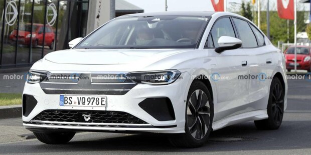 VW ID. Aero (2023): Teaser zeigt Elektro-Limousine