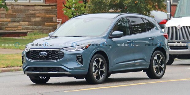 Ford Escape Active gesichtet: Kuga-Facelift ungetarnt