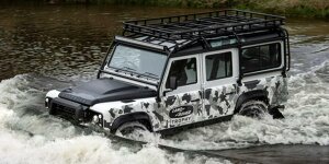 Land Rover bringt den Defender Works V8 Trophy II ab 268.000 Euro