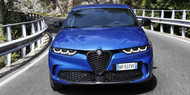 Alfa Romeo-Boss kündigt Sportwagen und großen Crossover an