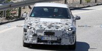 BMW 1er (2023) mit Facelift als Erlkönig