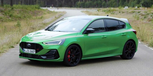 Ford Focus ST (2022) kriegt Track Pack mit KW-Gewindefahrwerk