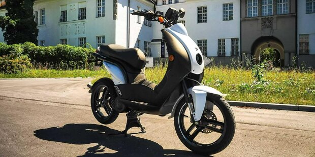 Peugeot e-Streetzone: Neuer Elektroroller mit 1 oder 2 Akkus