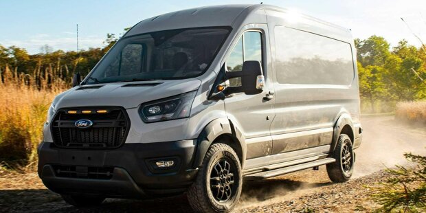 Ford Transit Trail: Höhergelegter Offroad-Transporter für die USA