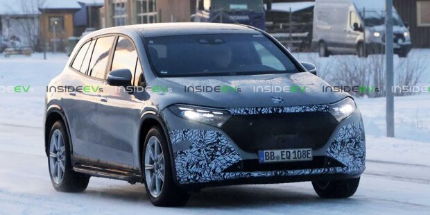 Mercedes-Maybach EQS SUV (2023) nahezu ungetarnt erwischt