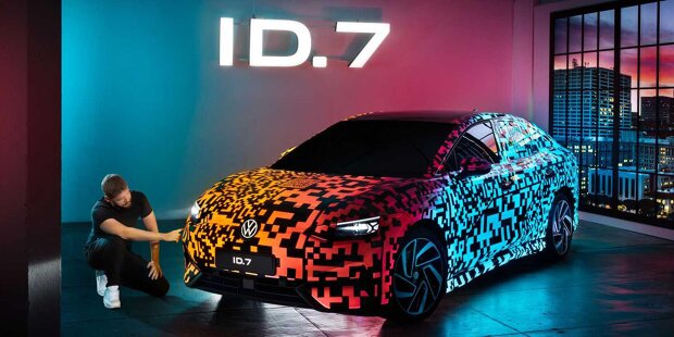 Volkswagen ID.7 auf der CES: Leucht-Lack und 700 km Reichweite