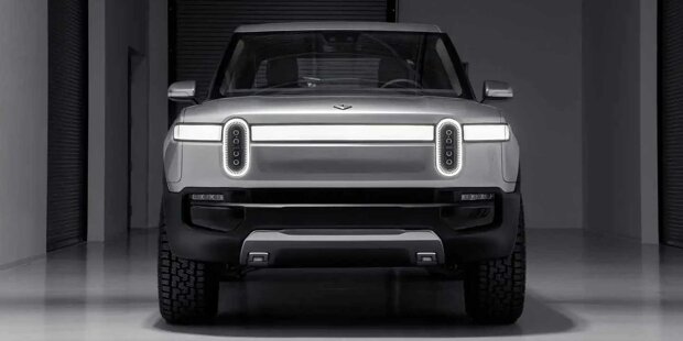 Rivian R1T (2021)