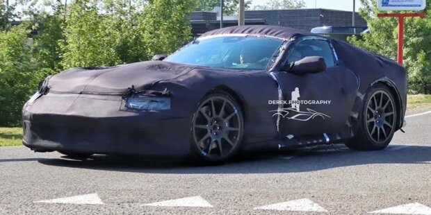 Ferrari 812 Superfast: Nachfolger mit Serienkarosserie erwischt