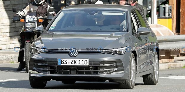 VW Golf 8 Facelift (2024) auf Erlkönigfotos