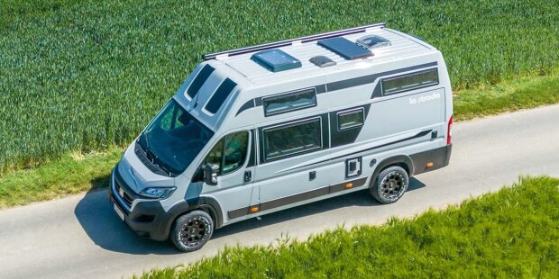 la strada Avanti EBF (2023): Wohnmobil mit 4 Schlafplätzen