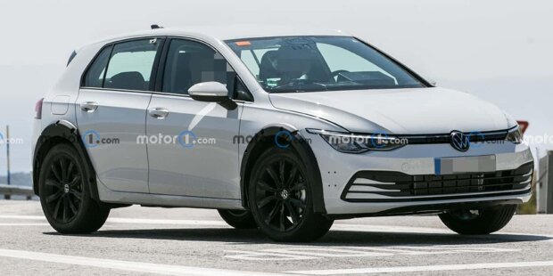 VW T-Roc (2025) dreht erste Testrunden im Golf-Outfit