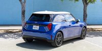 Neues Mini Cooper-Interieur: Minimales Design, massives Display