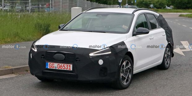 Hyundai i30 Kombi (2024) erstmals mit Überarbeitungen erwischt