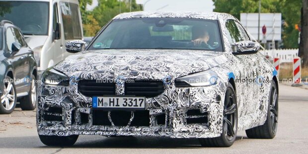 BMW M2 CS (2024) auf neuen Erlkönigbildern