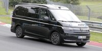 VW T7 Multivan California (2024) testet auf dem Nürburgring