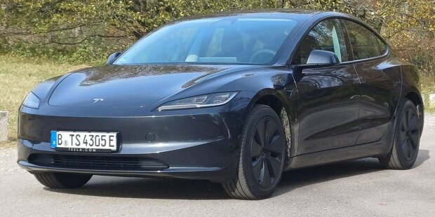 Tesla Model 3 Highland im Test: Schick, flott und sparsam